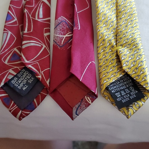 3 Silk ties - Picture 3 of 3